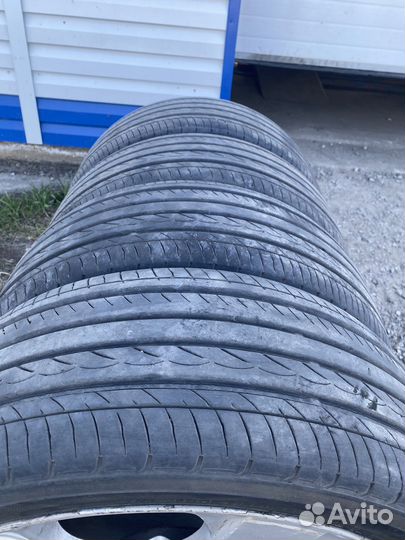 R17 Yokohama Advan dB V551 215/45, PCD 5x114.3 DIA 52.5