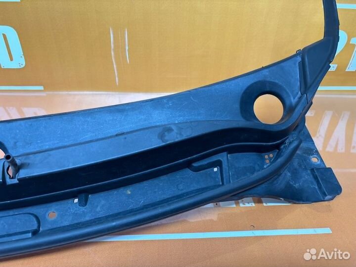 Решетка стеклоочистителя/жабо (планка под лобовое стекло) Kia Rio