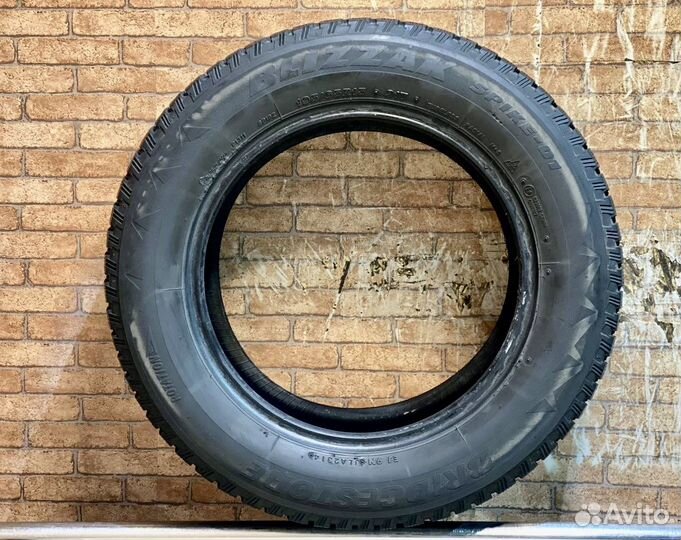 Bridgestone Blizzak Spike-01 195/65 R15