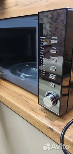Микроволновая печь polaris