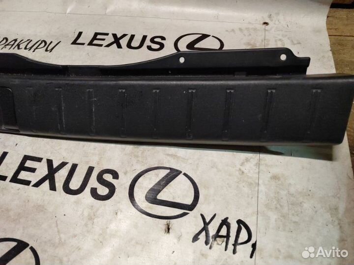 Обшивка,панель багажника Lexus Rx4 Rx200T Rx300