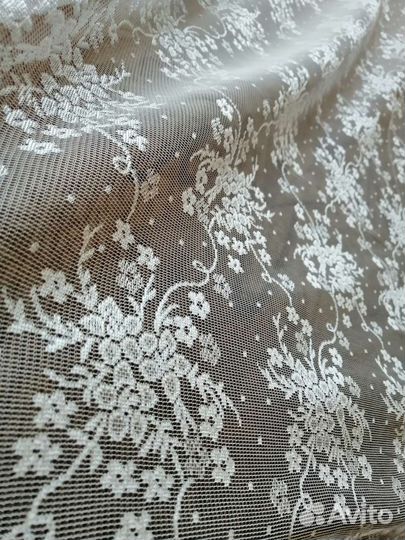 Тюль на шторной ленте