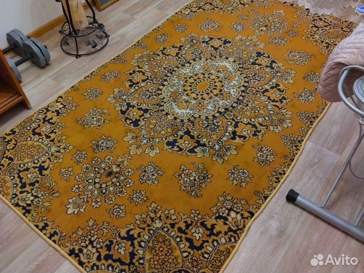 Ковер шерстяной