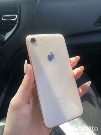 Телефон iPhone 8 64 gb