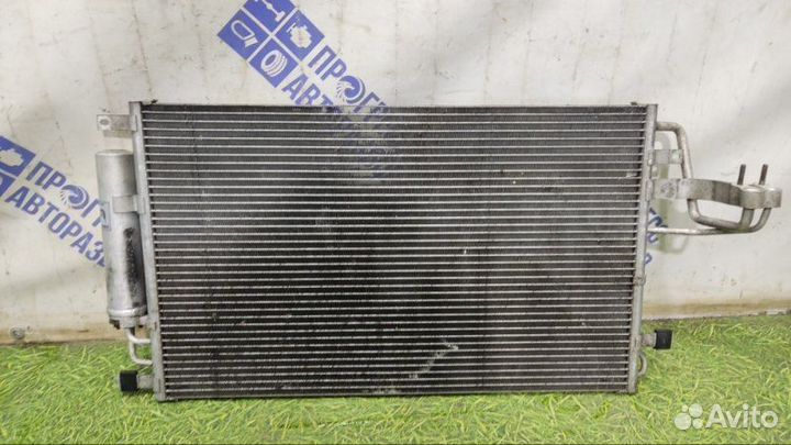 Радиатор кондиционера Hyundai Tucson хэтчбек 2.0