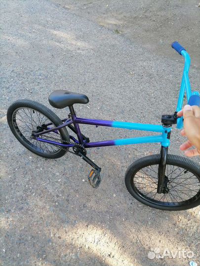 BMX Mongoose Legion L80