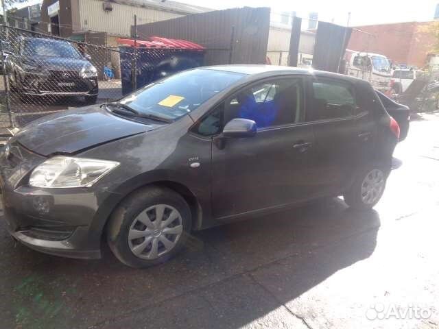 Разбор на запчасти Toyota Auris E15