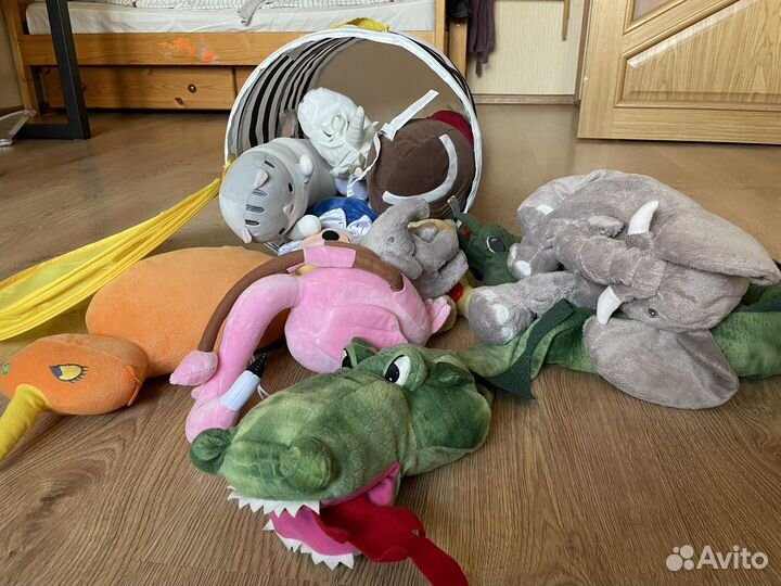 Мягкие игрушки IKEA + козина с крышкой