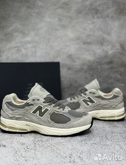 Кроссовки New Balance 2002r