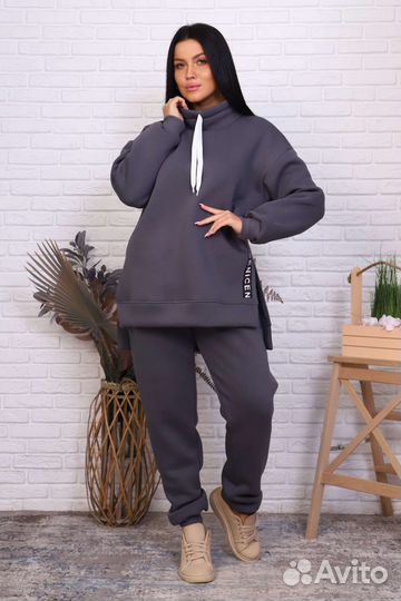 Тёплый костюм 52 р новый