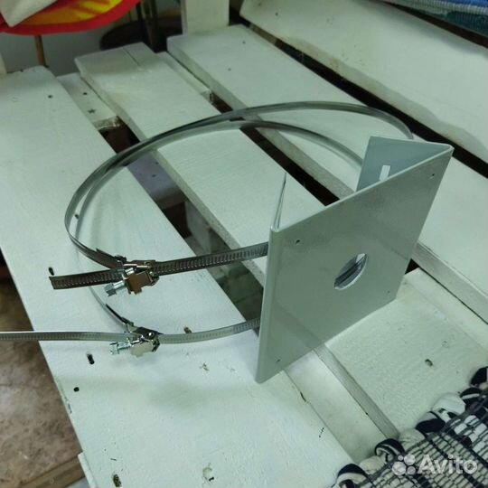 Кронштейн на столб для видеокамеры