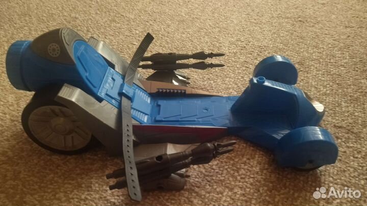 Игрушка железный человек