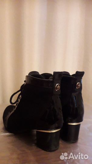 Ботинки осенние