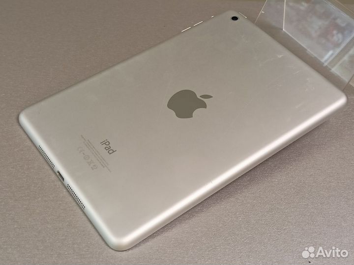 Планшет Apple iPad Mini 16GB WiFi