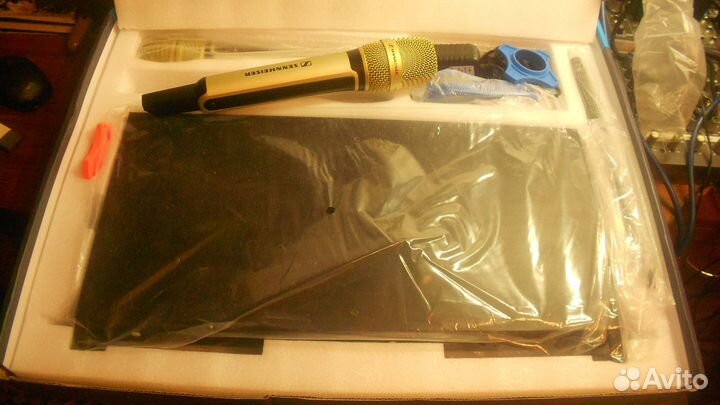 Вокальная профессиональная радиосистема sennheiser