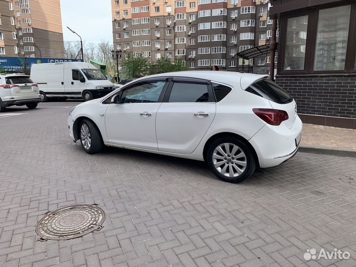 Opel Astra 1.6 AT, 2012, 175 000 км