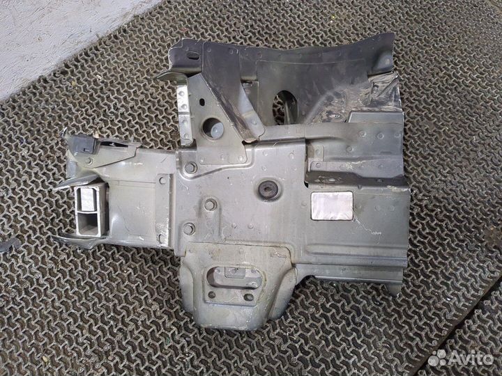 Лонжерон кузовной Volvo S90, 2018