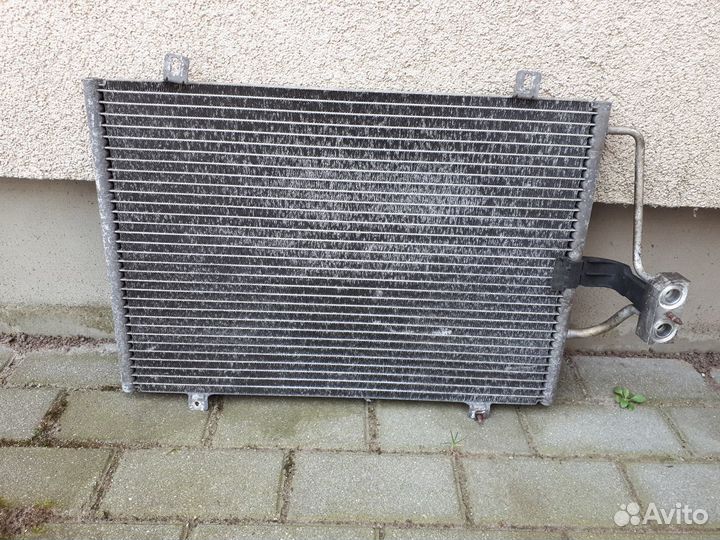 Renault Scenic.Рено Сценик.Радиатор кондиционера
