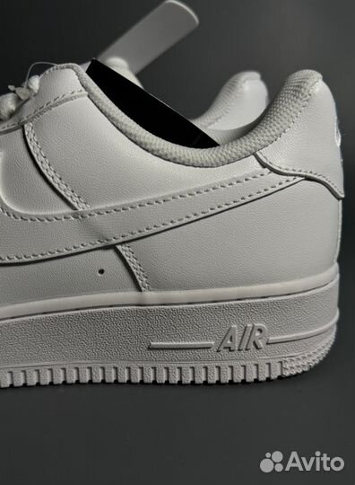 Кроссовки Nike AIR force 1 белые