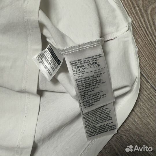 Футболка Levis