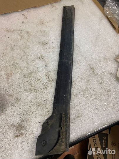 Уплотнитель задней правой двери Chery Tiggo 8 PRO