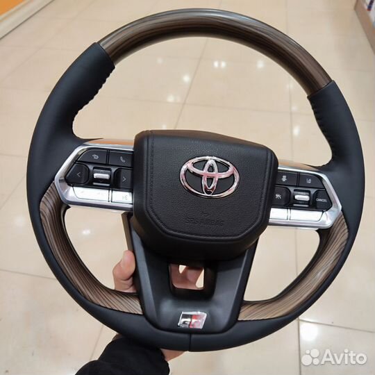 Руль toyota Land Cruiser 200 2007-2021
