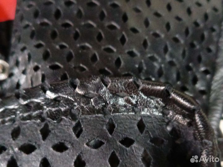 Перчатки женские кожаные новые