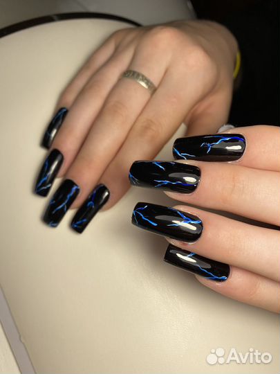 Мастер маникюра