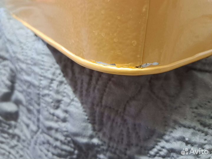 Хлебница металлическая