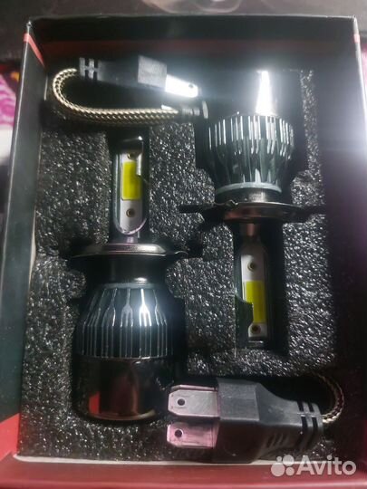 Лампочки на фары H4