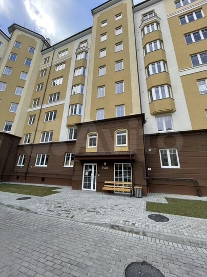3-к. квартира, 106 м², 1/7 эт.