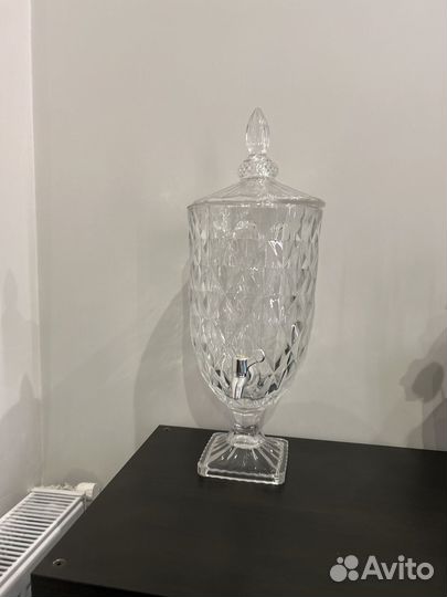 Кувшин с краном для напитков