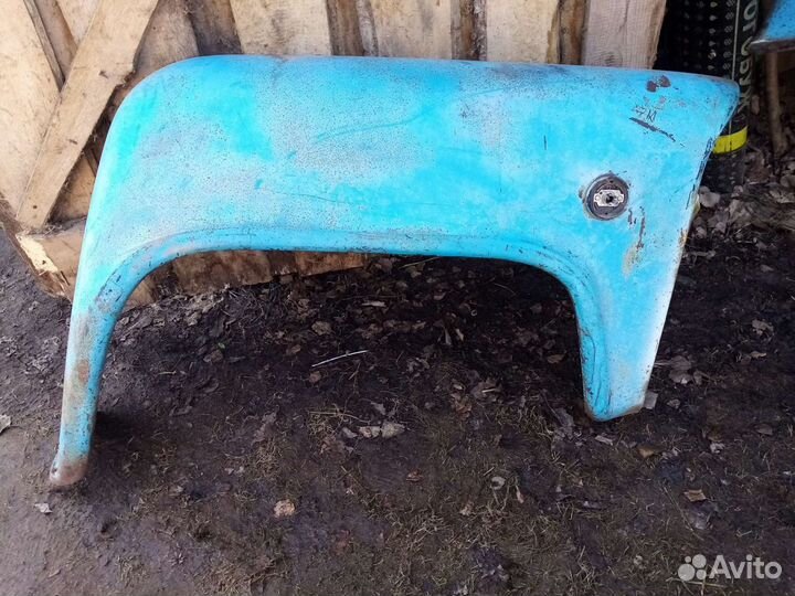 Крыло газ 53