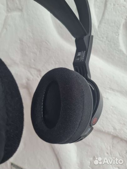 Беспроводные наушники sony