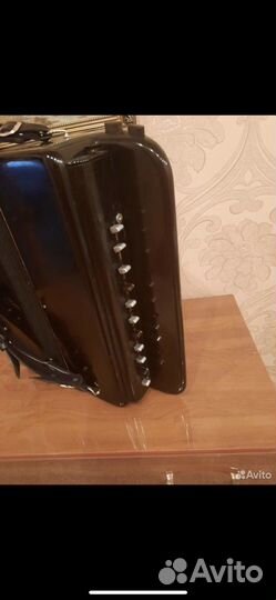 Баян цельнопланочный типа Юпитер готово-выборный