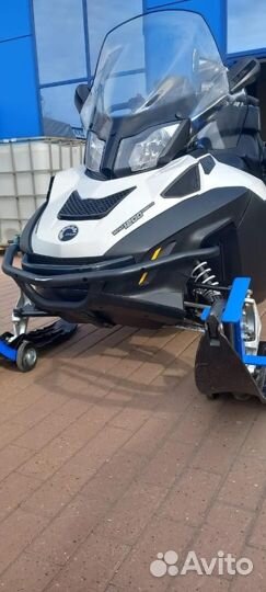 Снегоход BRP Ski-Doo Expedition SE 1200