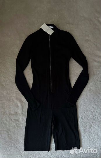 Комбинезон короткий новый