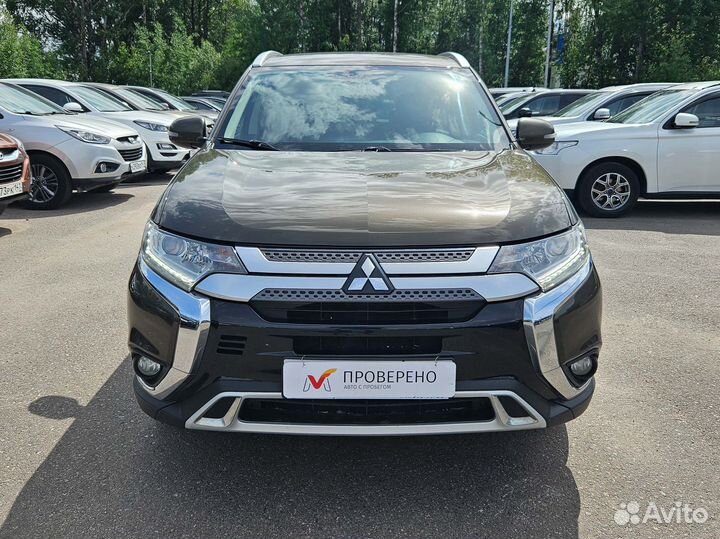 Mitsubishi Outlander 2.0 CVT, 2020, 124 934 км