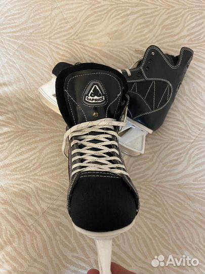 Коньки хоккейные