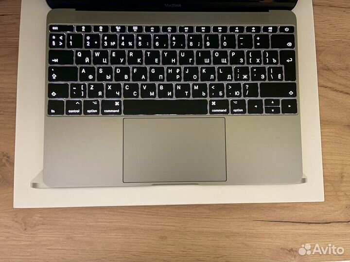 Macbook 12 retina 2018 8gb 256gb