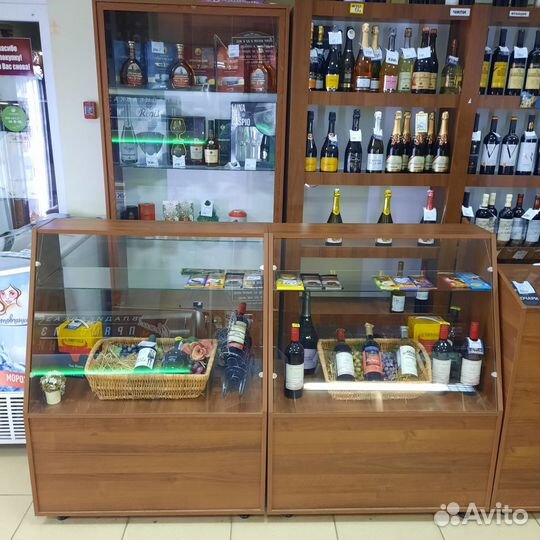Витрины, прилавки торговые