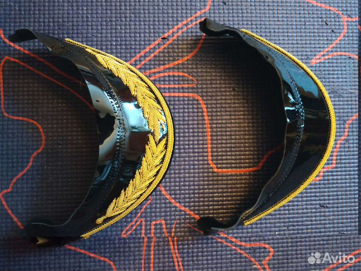 Вышивка золото на фуражку