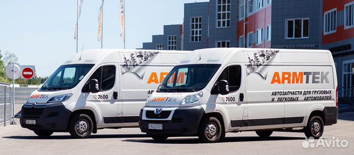 Водитель на личном автомобиле