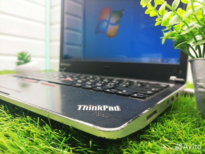 Ноутбук Lenovo ThinkPad Edge 11 с гарантией