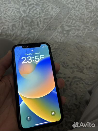 Телефон iPhone х 64гб