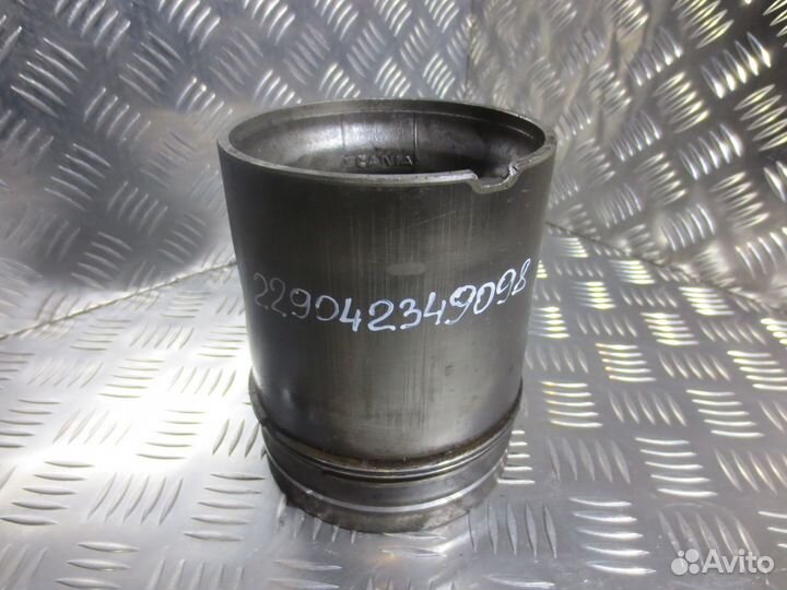 Поршень Scania 1300617