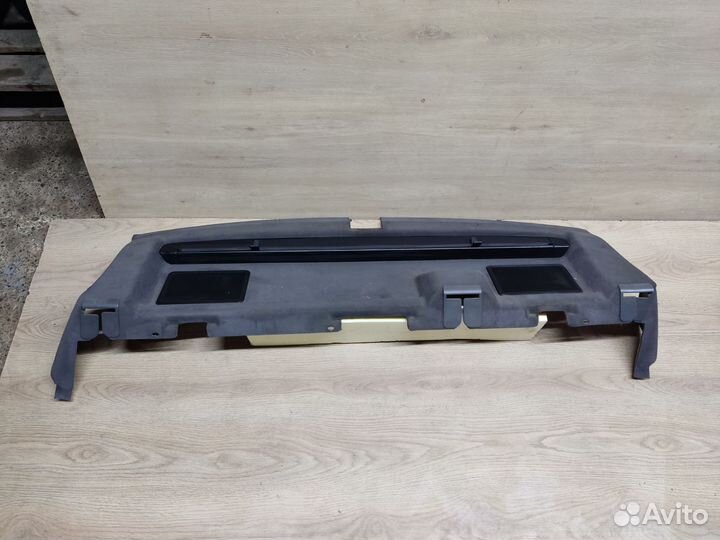 Задняя полка, Volvo 960