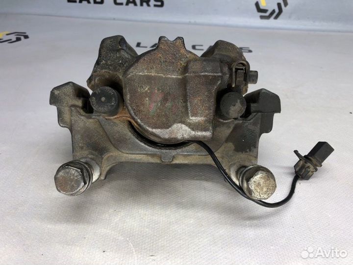 Суппорт тормозной передний левый Audi A4 B8