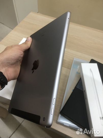 iPad 6 2020 128Gb LTE RU/A Акб96 Procreate Отличны