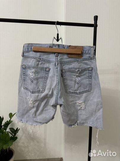 Джинсовые шорты женские Levi's 501